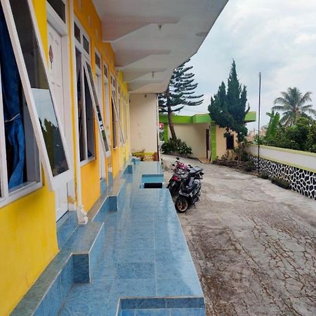 Hotel Abimanyu Bandungan Semarang Esterno foto